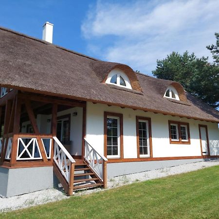 Villa Greyowka Dom Kryty Strzecha W Gardna Park Czysta Esterno foto
