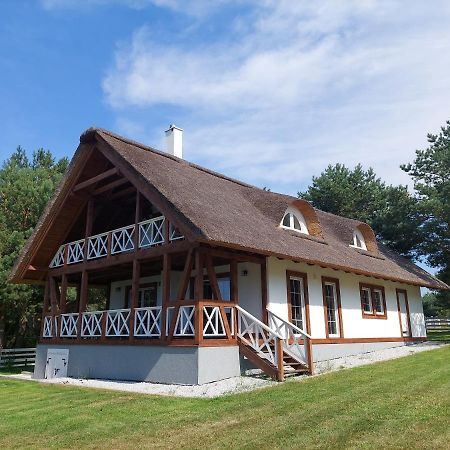 Villa Greyowka Dom Kryty Strzecha W Gardna Park Czysta Esterno foto