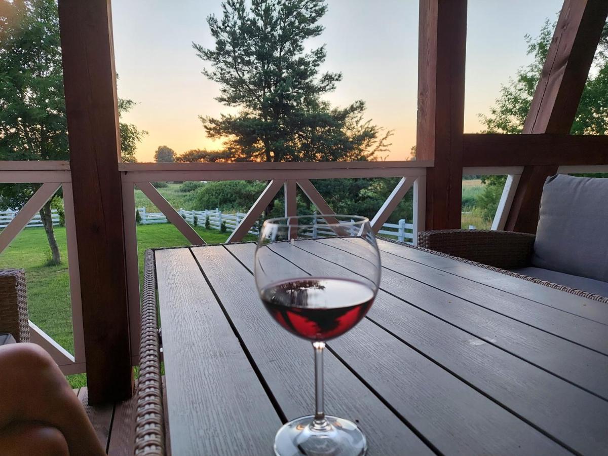 Villa Greyowka Dom Kryty Strzecha W Gardna Park Czysta Esterno foto