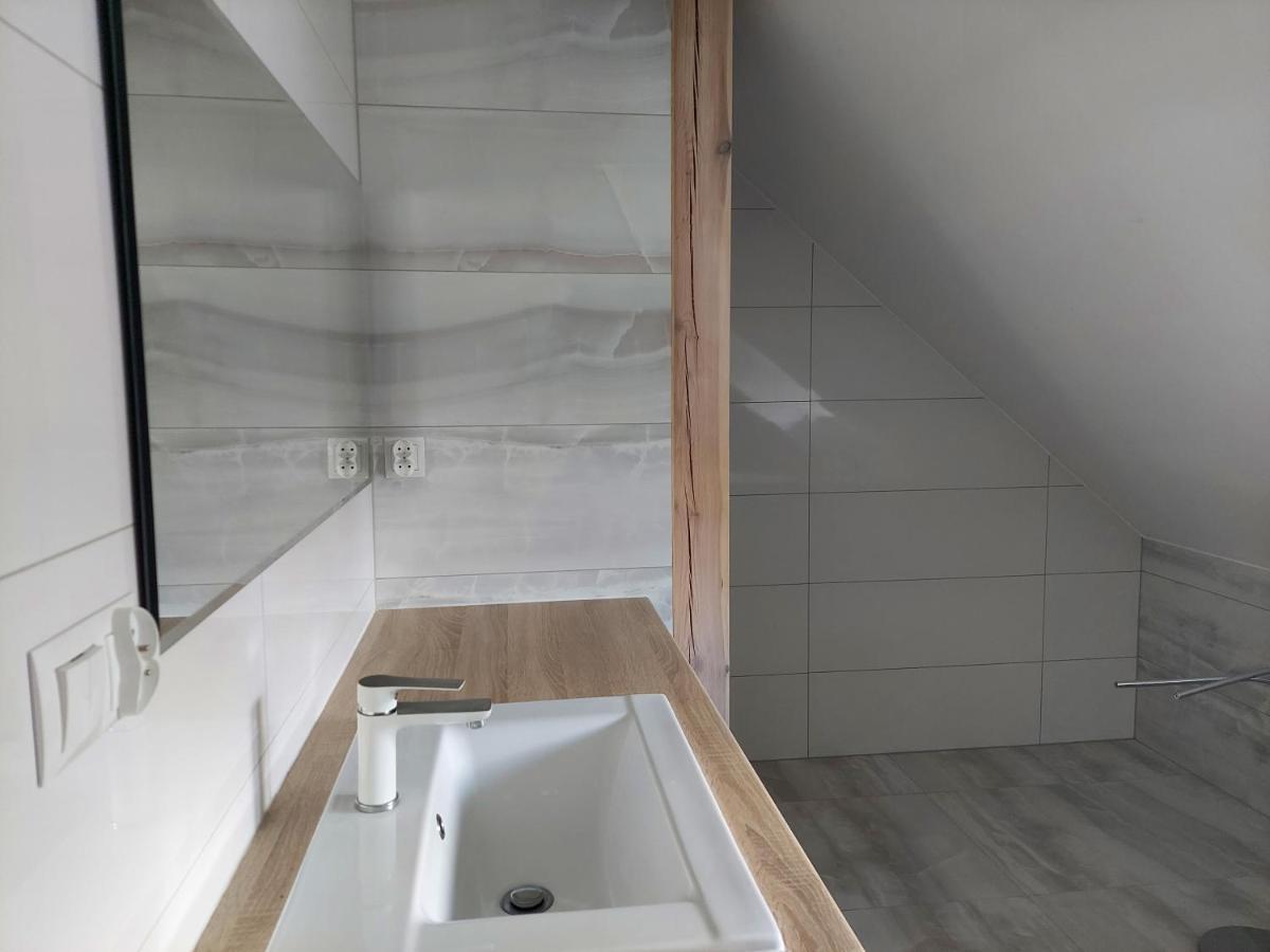 Villa Greyowka Dom Kryty Strzecha W Gardna Park Czysta Esterno foto