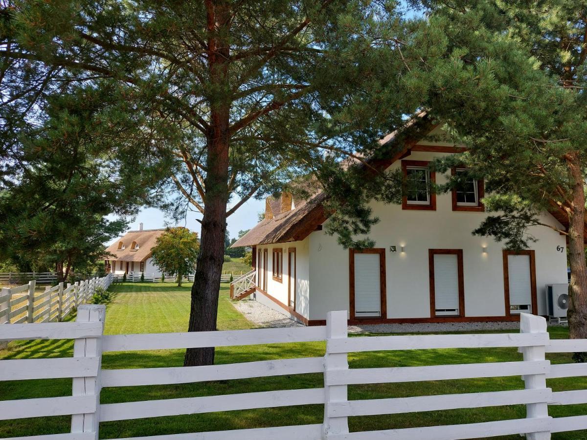 Villa Greyowka Dom Kryty Strzecha W Gardna Park Czysta Esterno foto